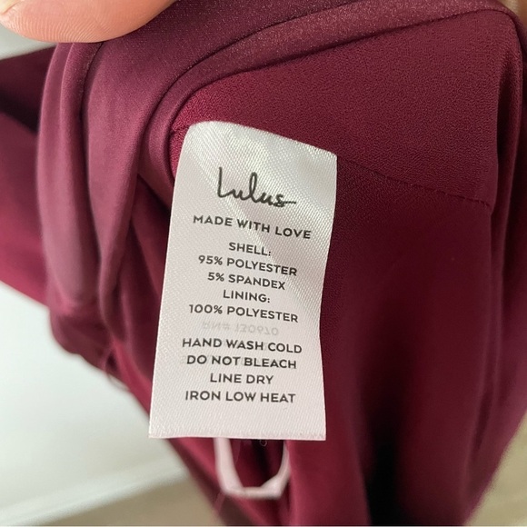 Lulu’s Ode To Love Satin Burgundy Cocktail Wedding Vacation Maxi Dress Size S - Picture 7 of 11